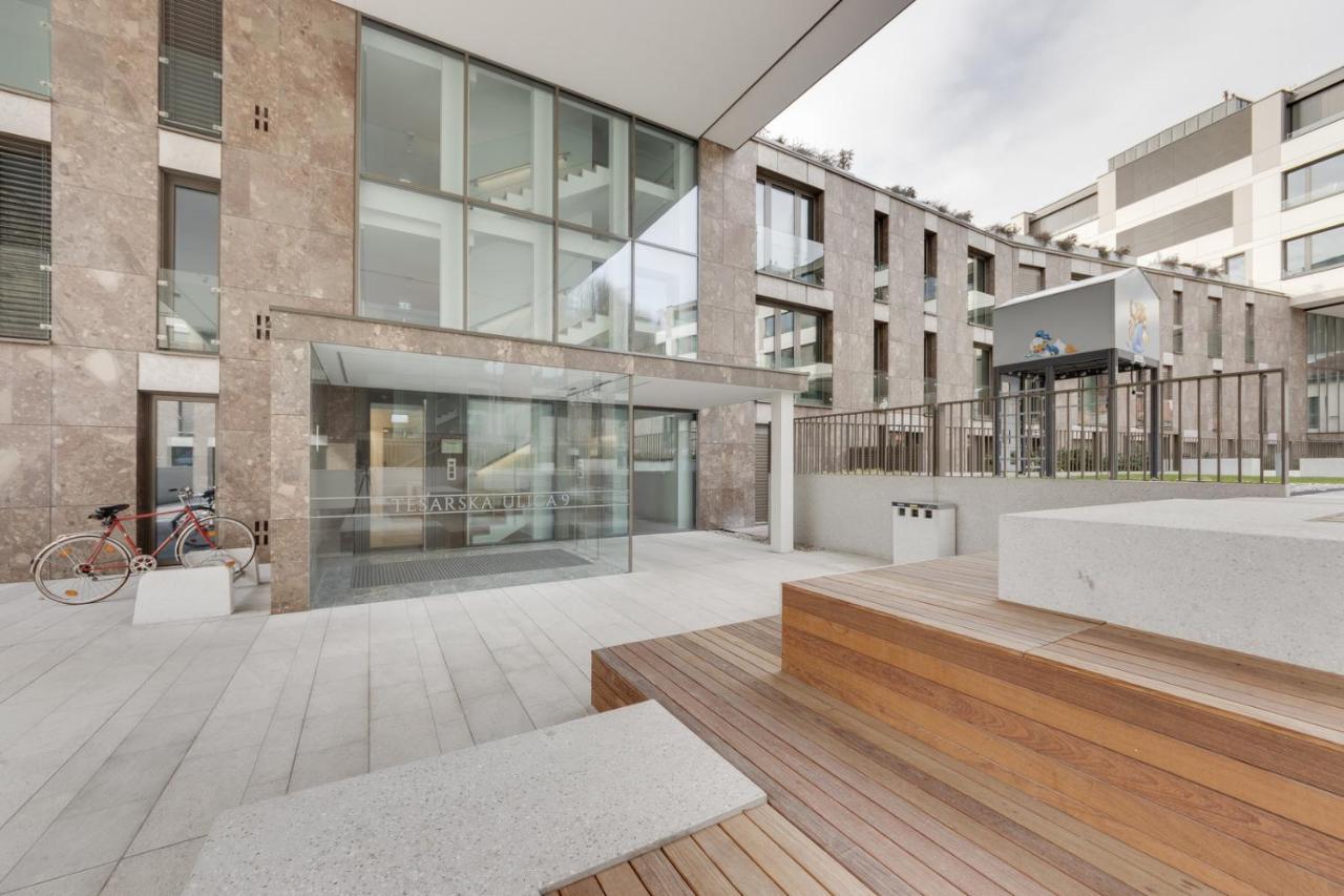 ليوبليانا Central Apartment With Private Garage المظهر الخارجي الصورة